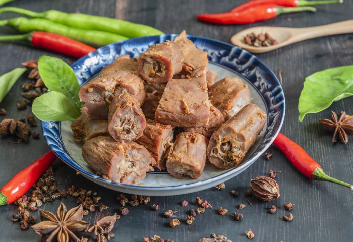 久久香鴨脖實體店技術(shù)培訓(xùn)班