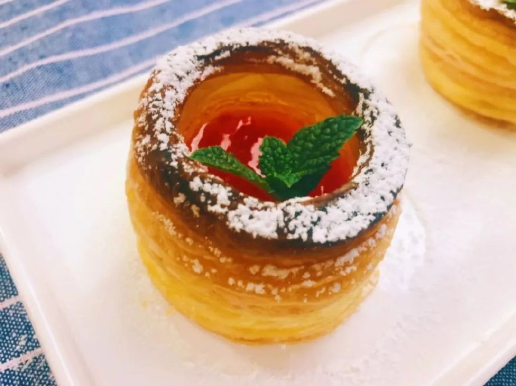 年輕人最愛的網(wǎng)紅店爆款，酥到掉渣的“蝴蝶酥”