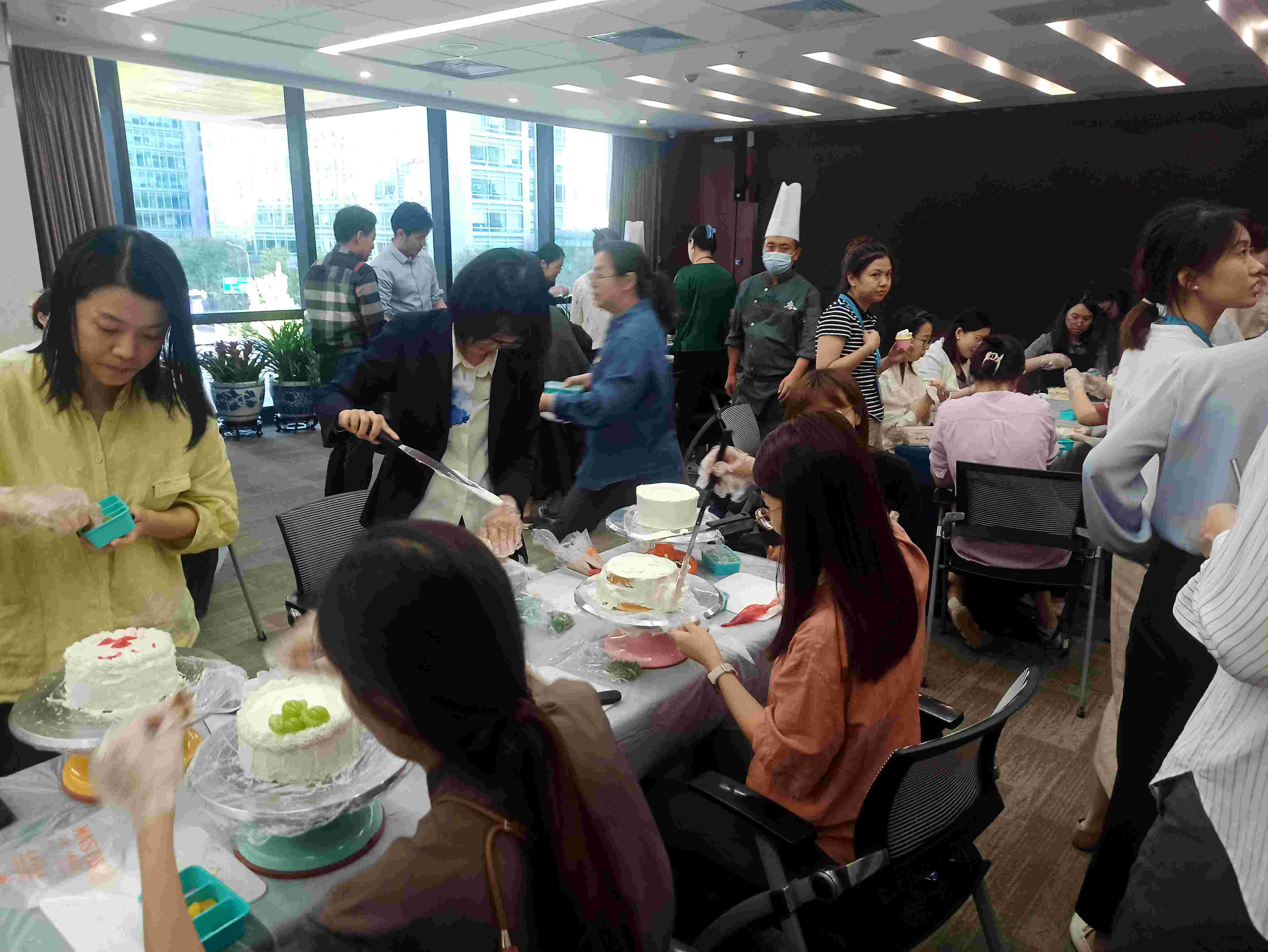 為單位舉辦西點體驗活動(圖4) 微信圖片_20230830120605.jpg