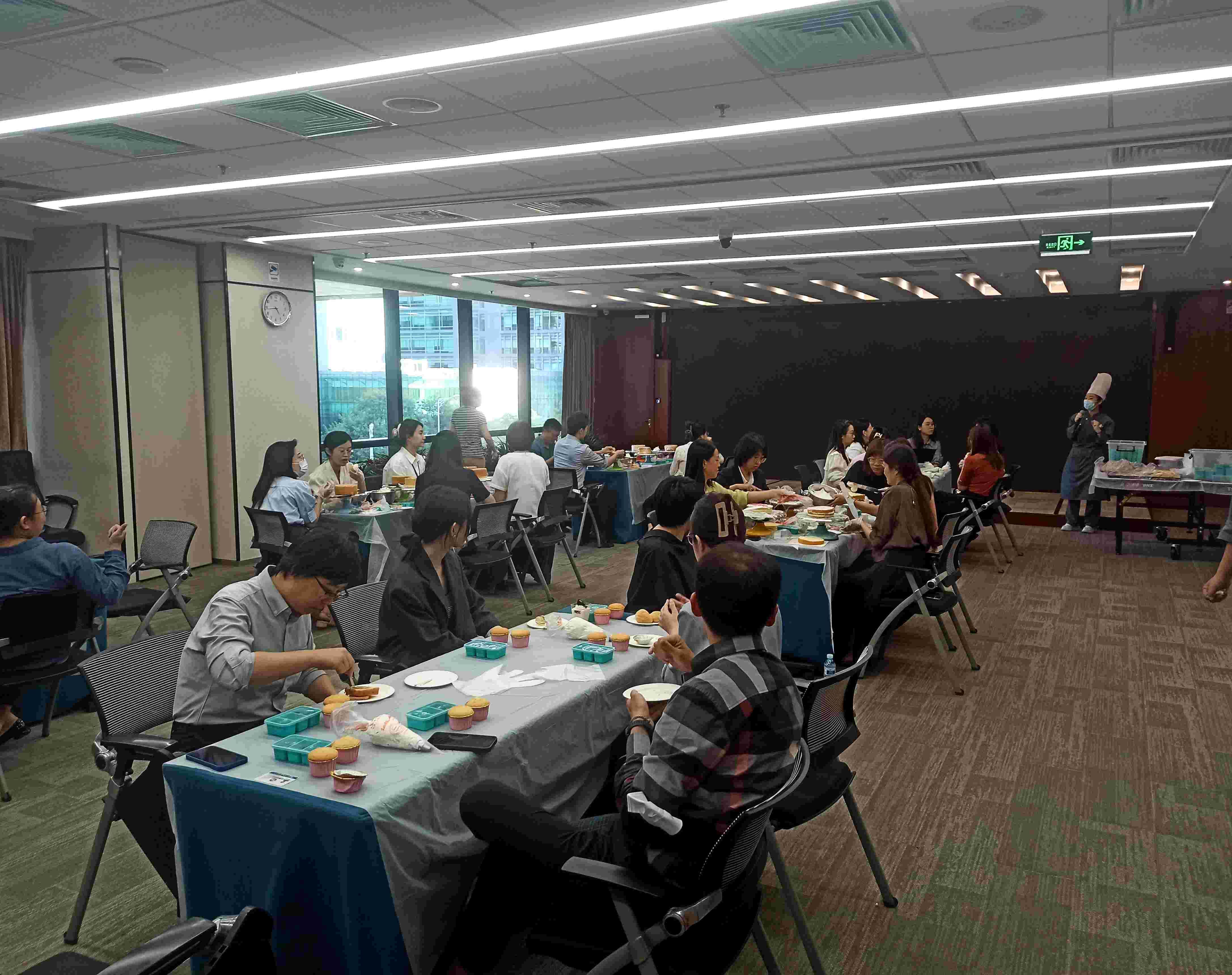 為單位舉辦西點體驗活動(圖8) 微信圖片_20230830120635.jpg