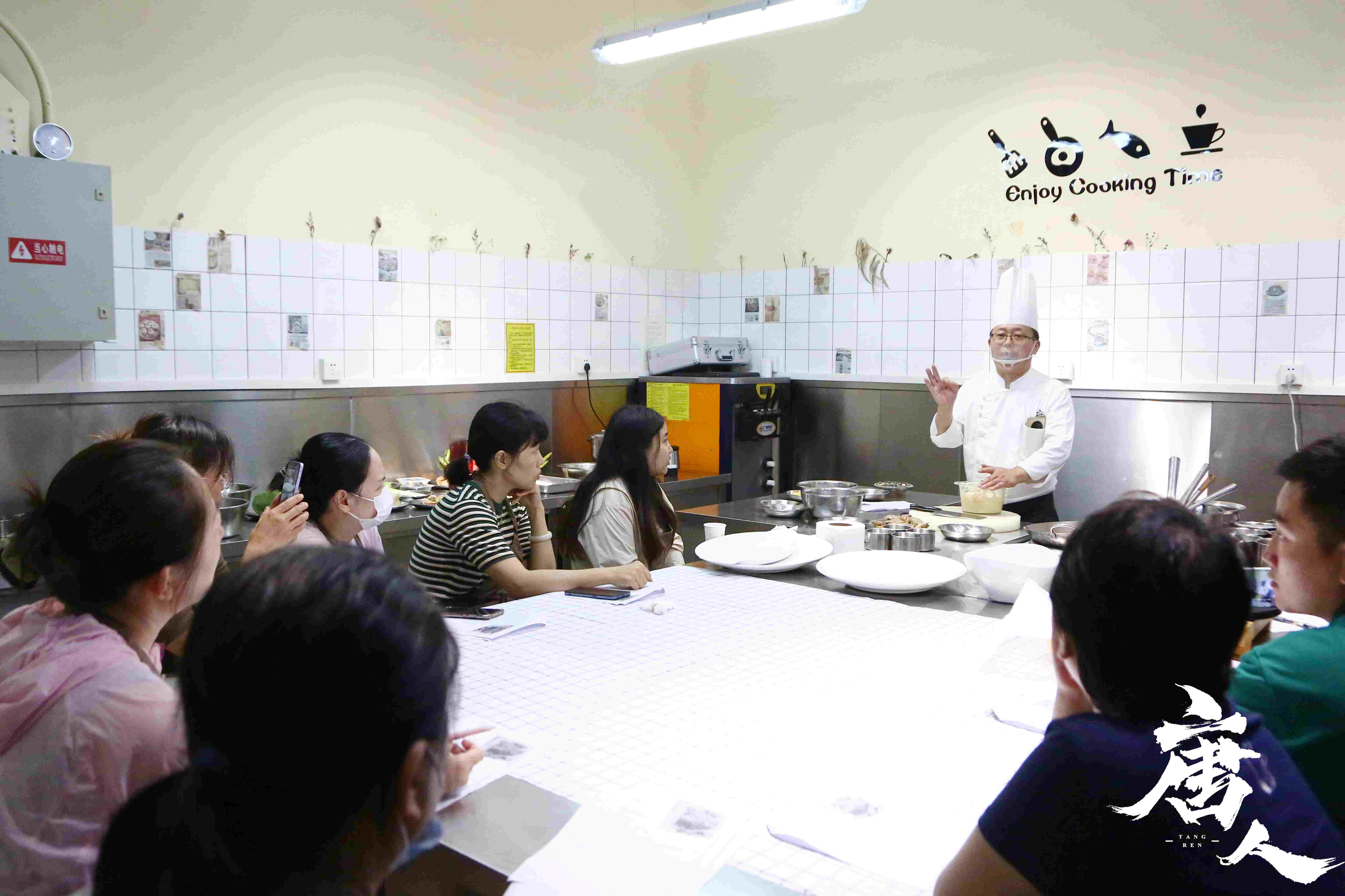 “中秋圓宴飯”活動(dòng)圓滿完成(圖2) 微信圖片_20230918111939.jpg