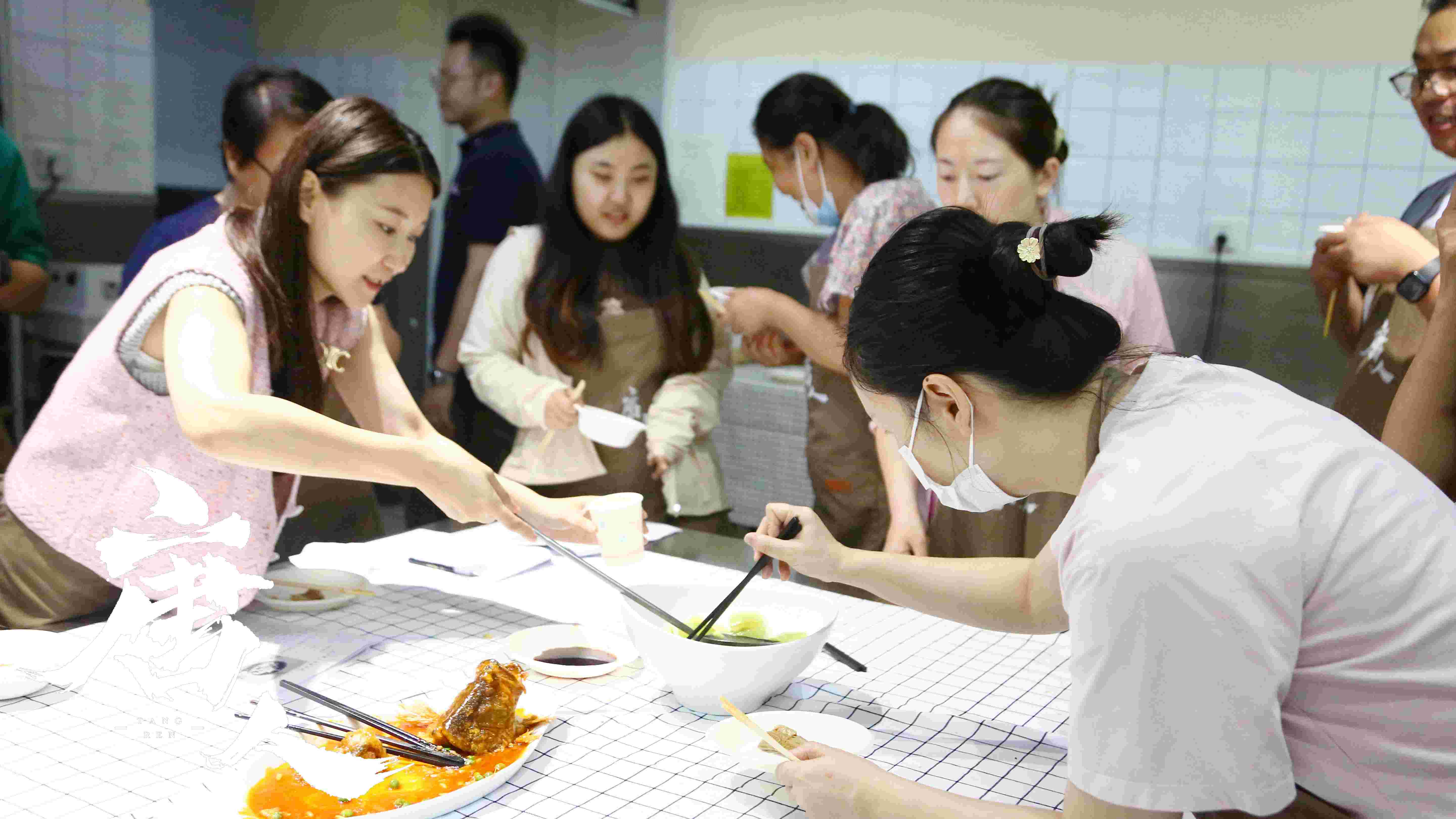 “中秋圓宴飯”活動(dòng)圓滿完成(圖14) 微信圖片_20230918111922.jpg